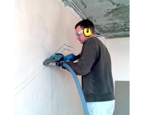 Штробление стены под нишу для дренажной помпы Zanussi 150х70 мм. (Кирпич)